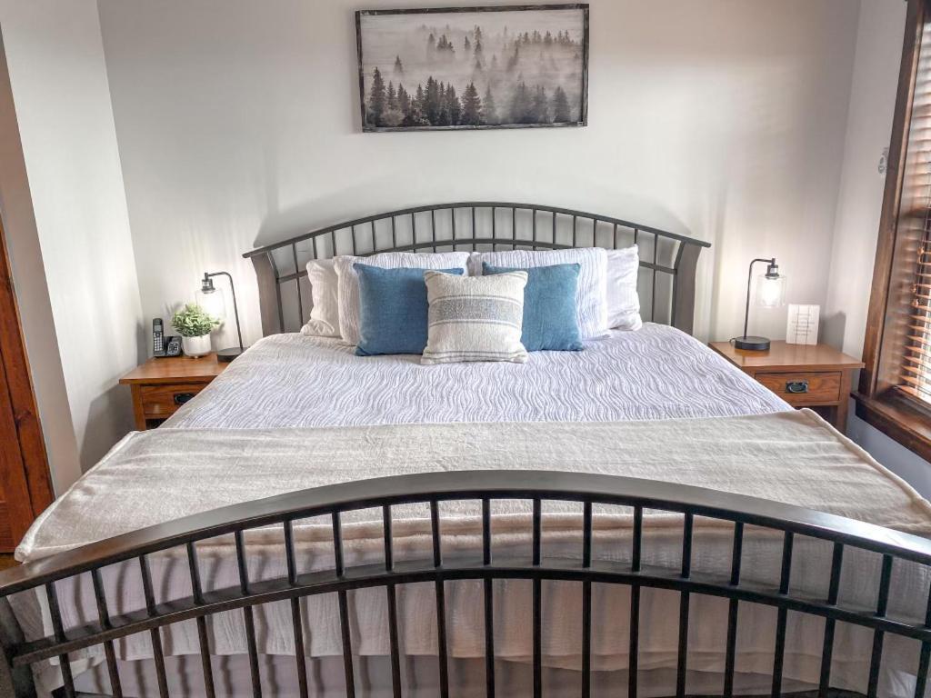 Remodeled Ski In-Out - 305 Soaring Eagle - Luxury! Dunmore Bagian luar foto