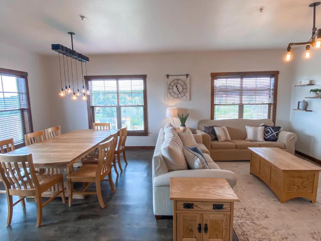 Remodeled Ski In-Out - 305 Soaring Eagle - Luxury! Dunmore Bagian luar foto